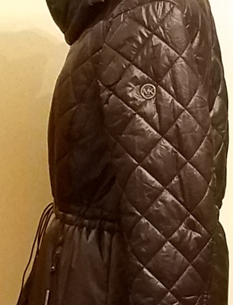 Michael Kors Puffer Jacket - Picture 4 of 11